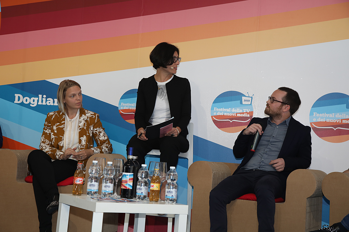 Festival della TV e dei Nuovi Media 2019_135.jpg - Road to Tokyo 2020: Eurosport e l’esperienza olimpica Cosa significa partecipare a una Olimpiade? E magari vincere una medaglia d’oro?  Alcuni tra i grandi atleti azzurri, tra cui la portabandiera di PyeongChang 2018 Arianna Fontana, raccontano le loro sfide, le loro emozioni e i loro successi a cinque cerchi.  E per Eurosport, broadcaster ufficiale delle prossime tre Olimpiadi, la sfida di portare nelle case degli italiani un’esperienza mai vista prima.